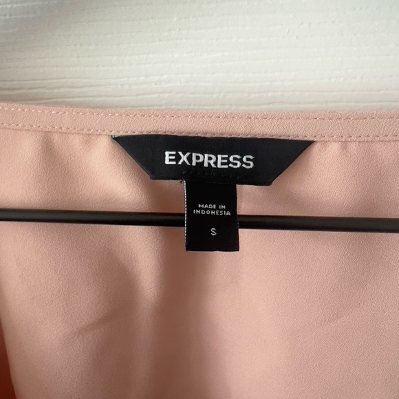 Express Top - Picture 2 of 3
